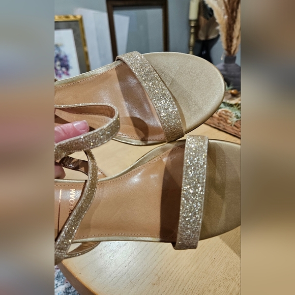 LC Lauren Conrad Hazelnuts Gold Shimmer Double Strap Stiletto Heels. Size - Picture 13 of 15